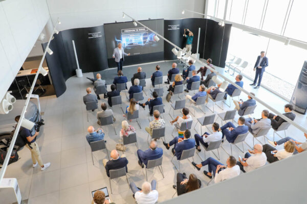 Inaugurazione della colonnina di ricarica Ultrafast by Volvo Cars